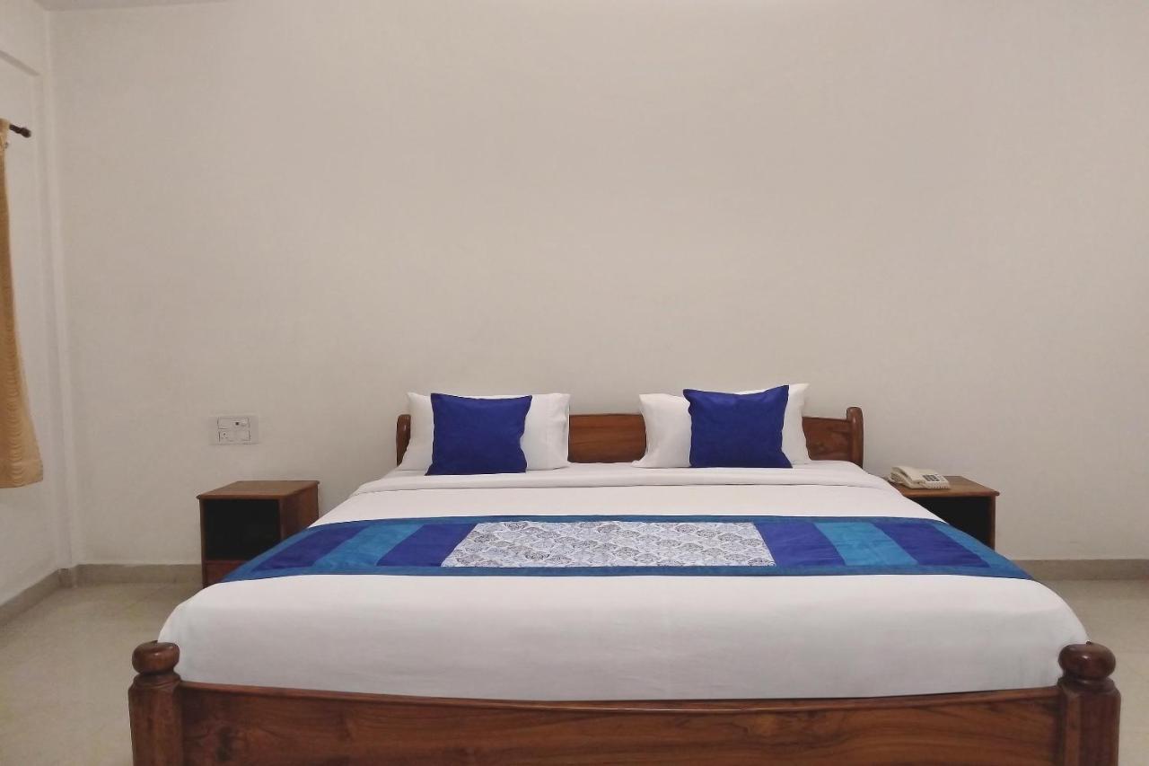Oyo 6110 Thalassa Suites バンガロール エクステリア 写真
